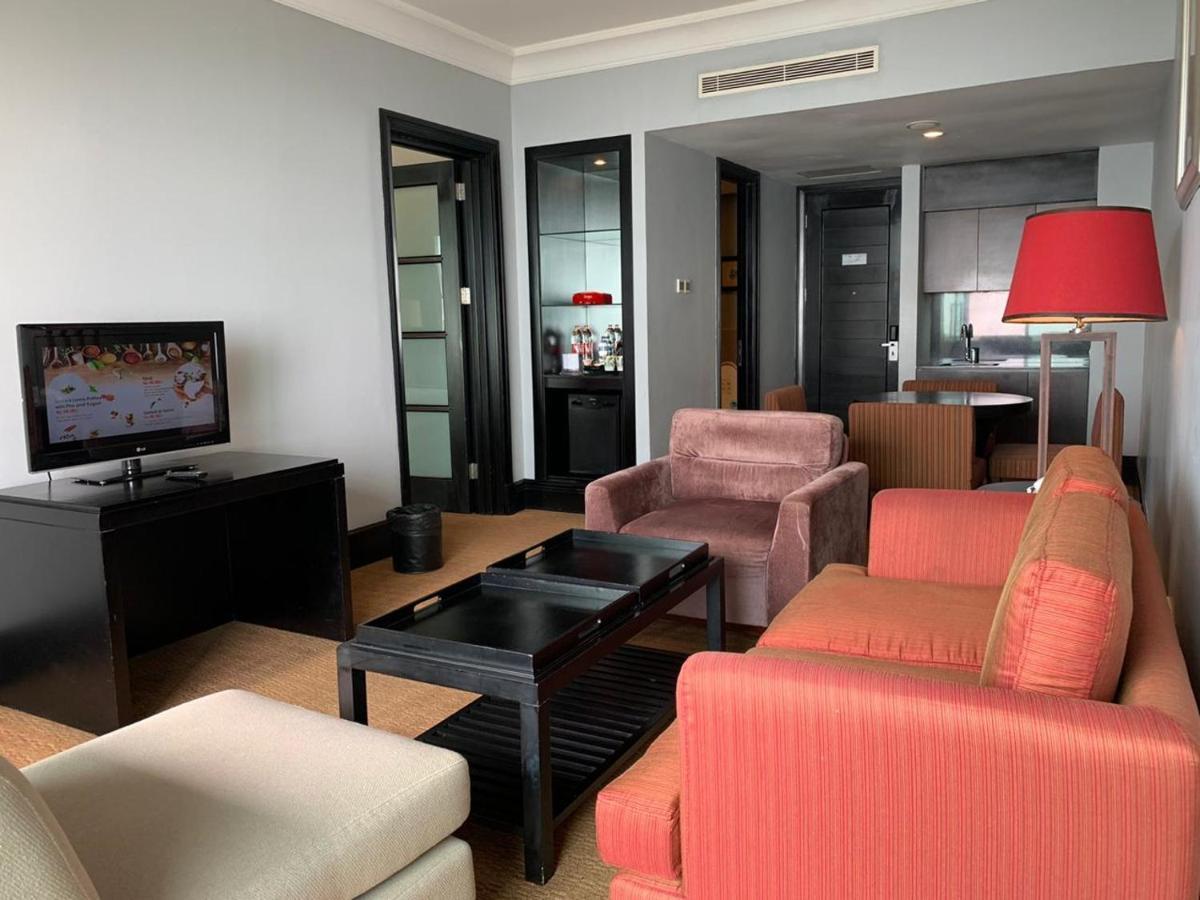 Surya Hotel & Cottages Prigen Extérieur photo
